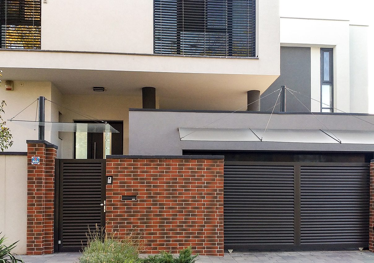 03_porti_garduri_aluminiu_L