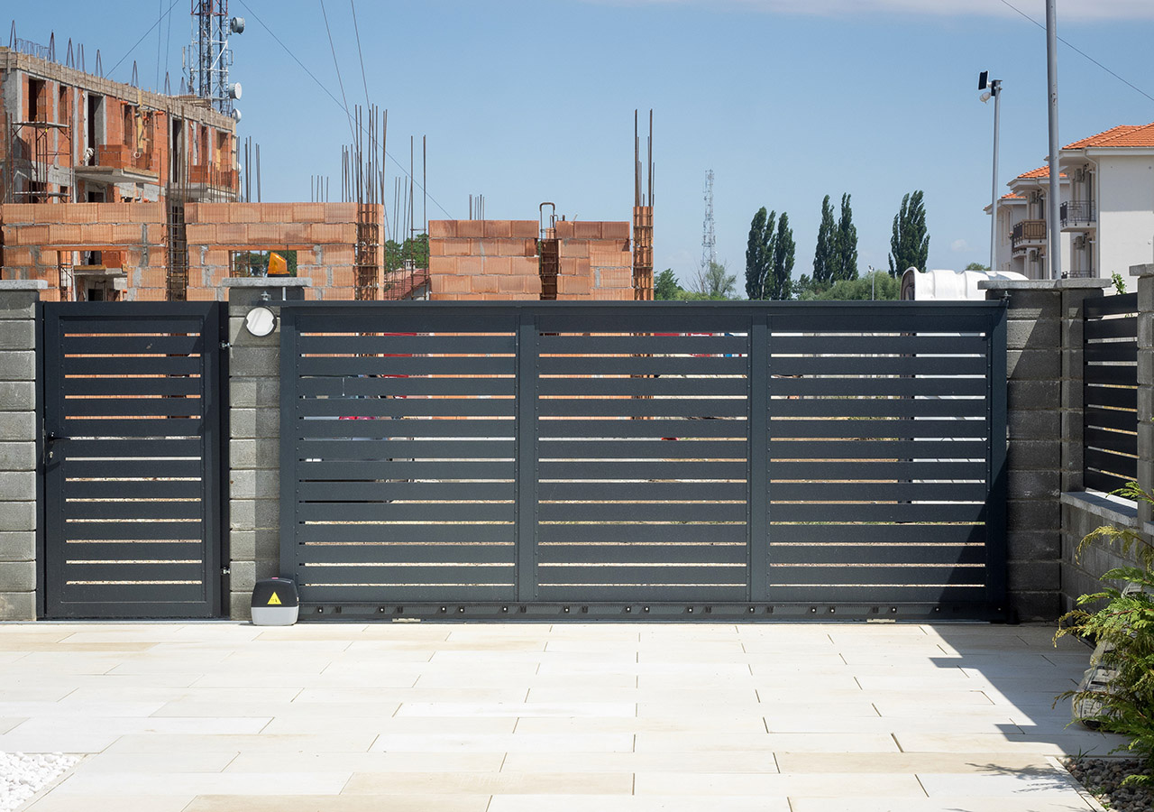 19_poarta_gard_profile_aluminiu_orizontale